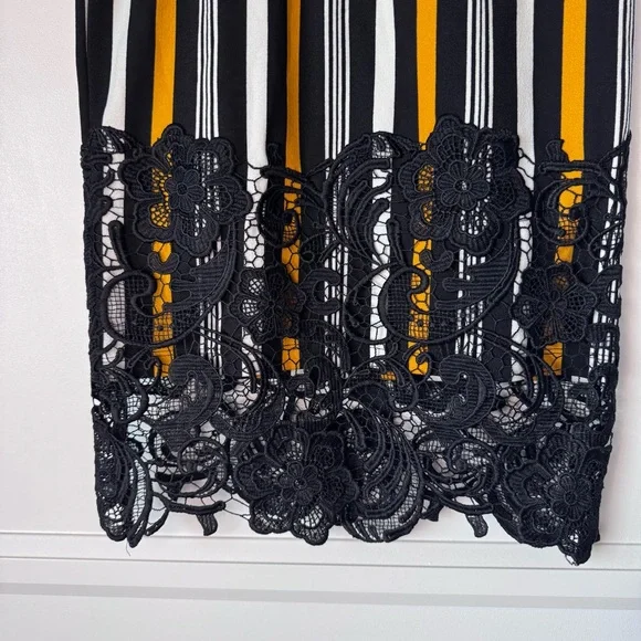 Olivia Blu Color Block Stretch Pencil Skirt Black Lace‎ Trim Women's Size Small - Picture 3 of 8